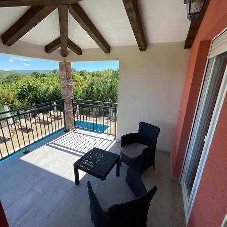 Ma Vie En Rose Villa