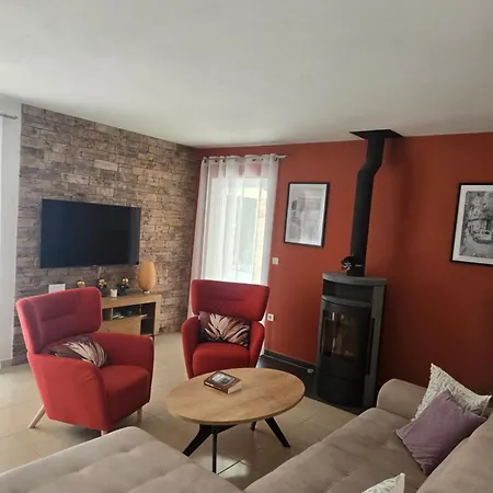 Vila Ma Vie En Rose Kunj